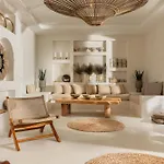 Paradise Bay Hotell 3*