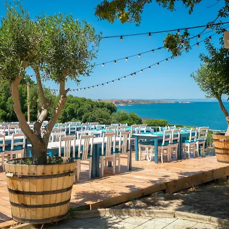 Paradise Bay Szálloda