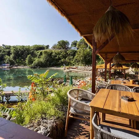 Paradise Bay 3* Szozopol