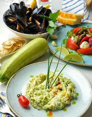 Paradise Bay سوزوبول